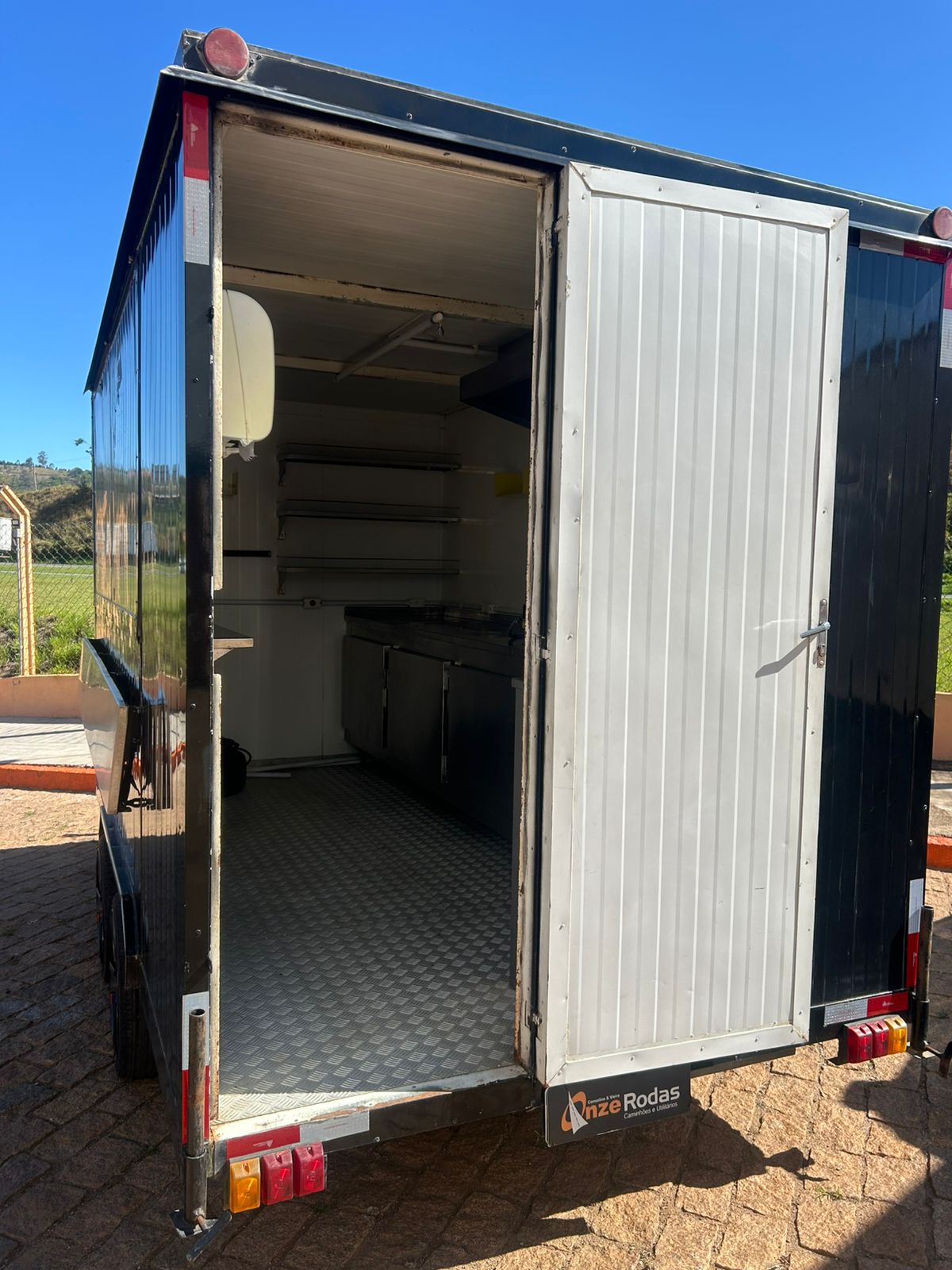 WhatsApp Image 2025-12-17 at 14.19.23