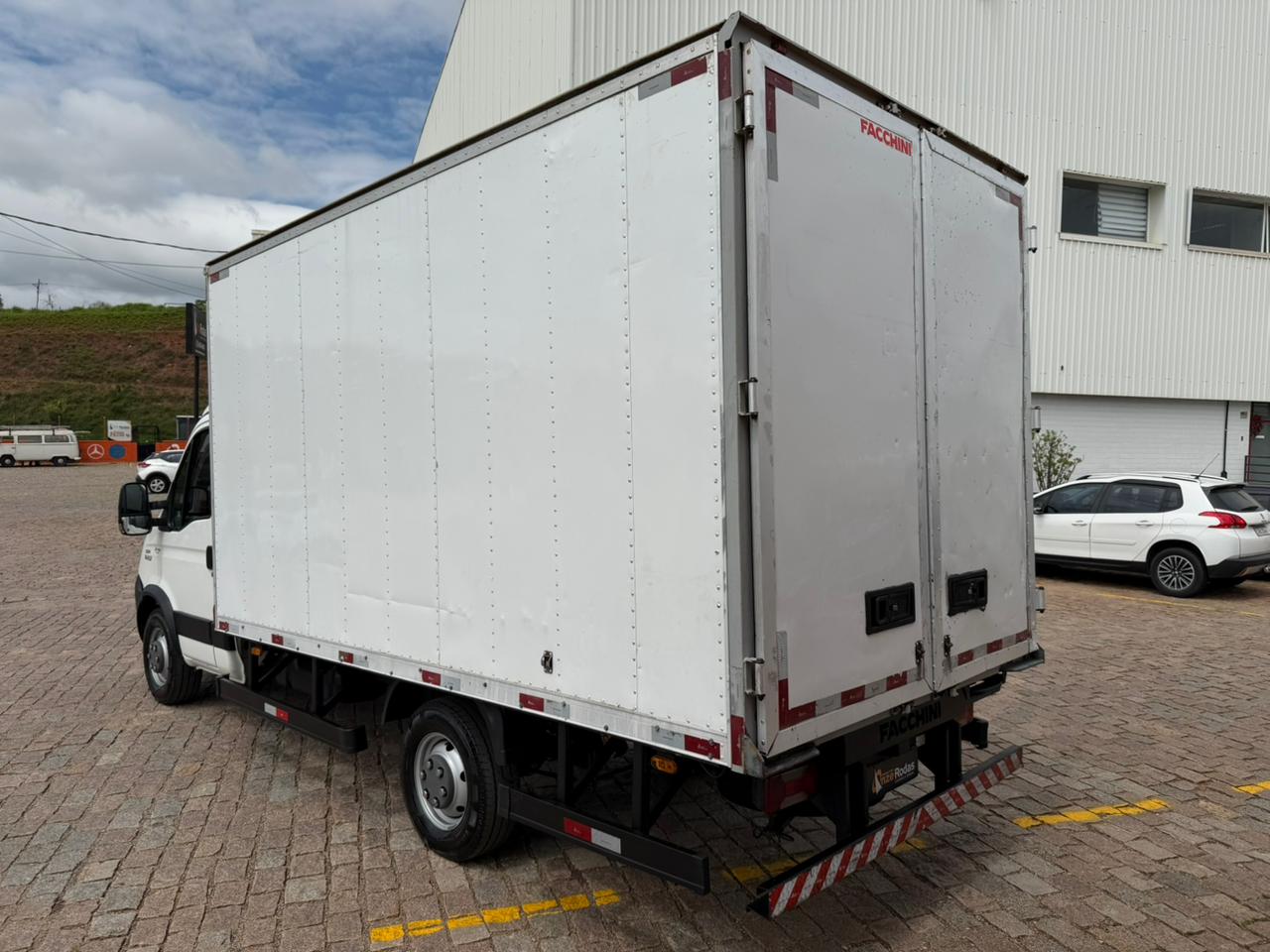 WhatsApp Image 2025-12-19 at 10.03.17 (1)