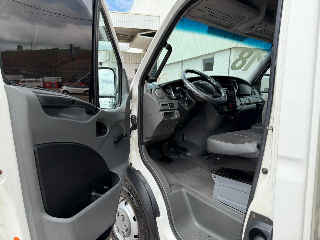 WhatsApp Image 2025-12-19 at 10.03.18 (2)