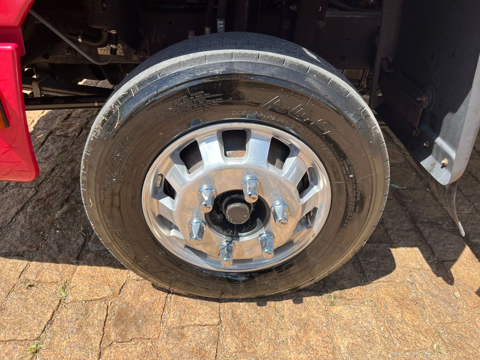 WhatsApp Image 2026-01-09 at 15.00.29